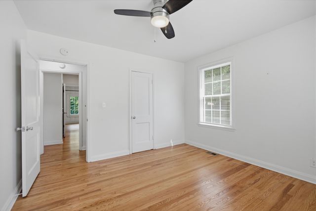 720 Groves Park Rd, Nashville, TN 37206