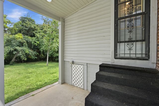 720 Groves Park Rd, Nashville, TN 37206