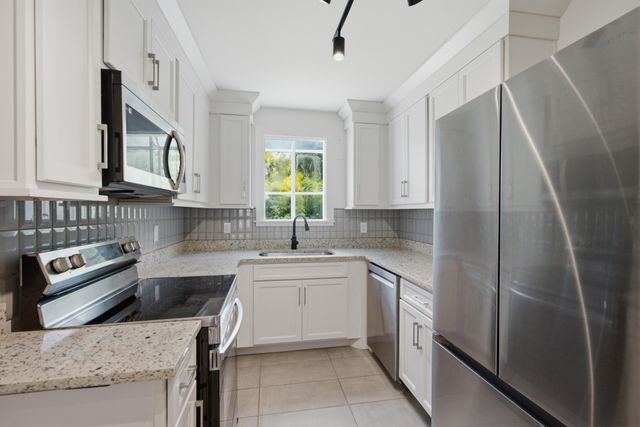 720 Groves Park Rd, Nashville, TN 37206