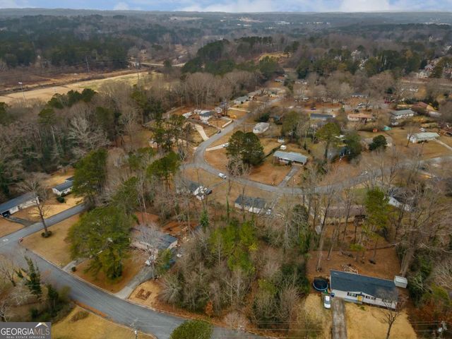 689 Gettysburg Trail NE, Kennesaw, GA 30144