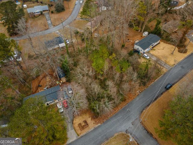 689 Gettysburg Trail NE, Kennesaw, GA 30144