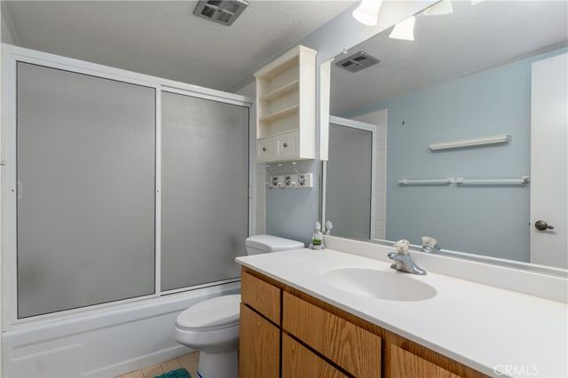 1592 Christopher Ln, Redlands, CA 92374