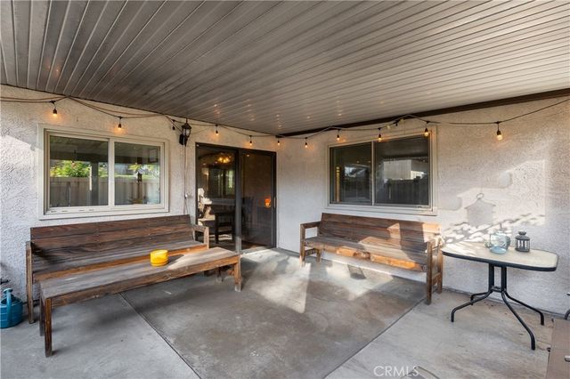 1592 Christopher Ln, Redlands, CA 92374