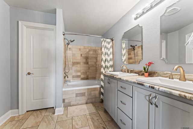 23665 Whitehall Ave, Denham Springs, LA 70726