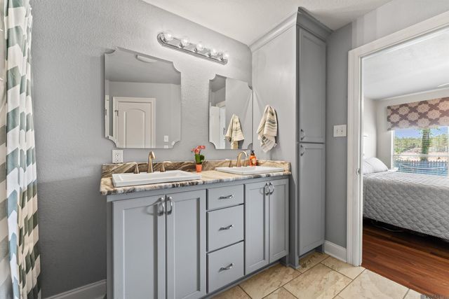 23665 Whitehall Ave, Denham Springs, LA 70726