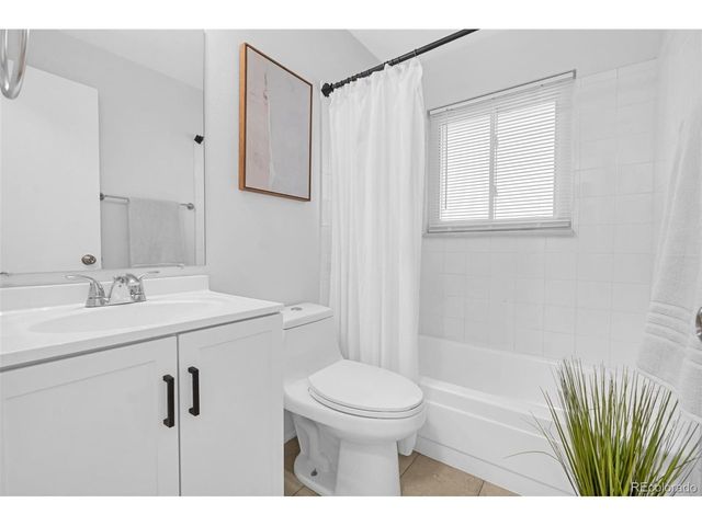 7779 W Portland Ave, Littleton, CO 80128