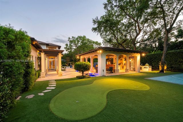 11750 SW 68th Ct, Pinecrest, FL 33156