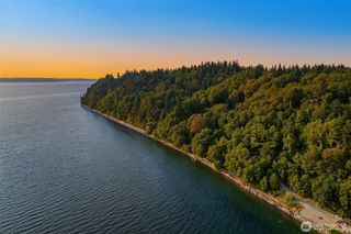 211 XX Marine View Drive SW, Normandy Park, WA 98166