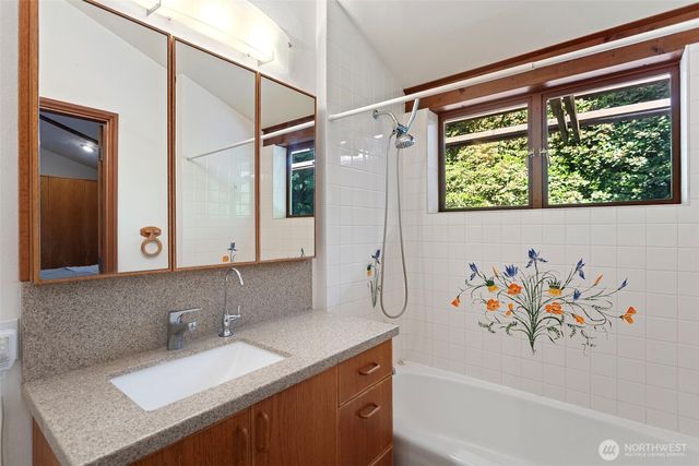 19611 NE Redmond Road, Redmond, WA 98053