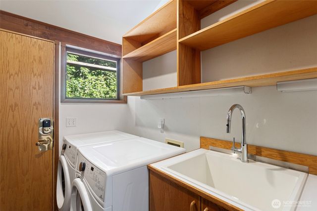 19611 NE Redmond Road, Redmond, WA 98053