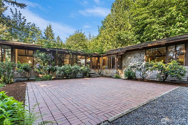 19611 NE Redmond Road, Redmond, WA 98053
