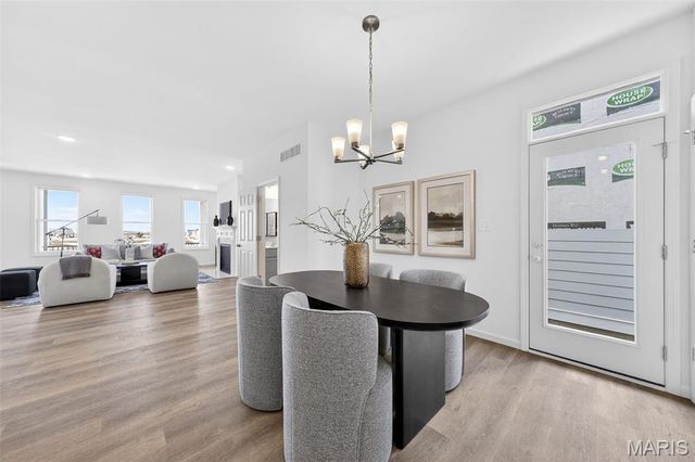 4208 Marais Temps Clair Drive, St Charles, MO 63301