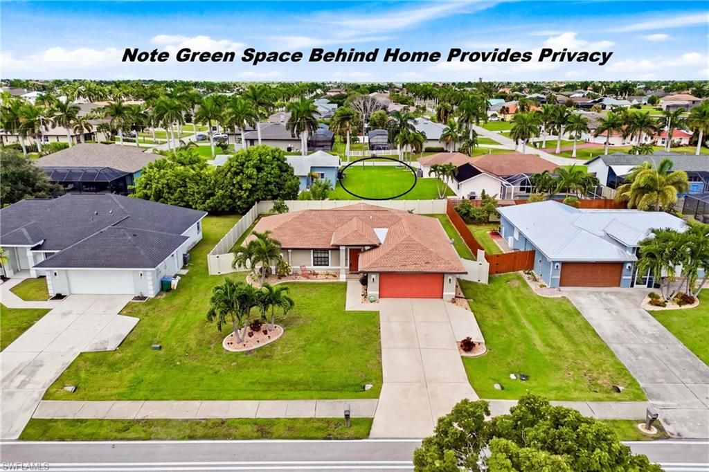 Image 25 of property listing at 4352 Agualinda BLVD, Cape Coral, FL 33914