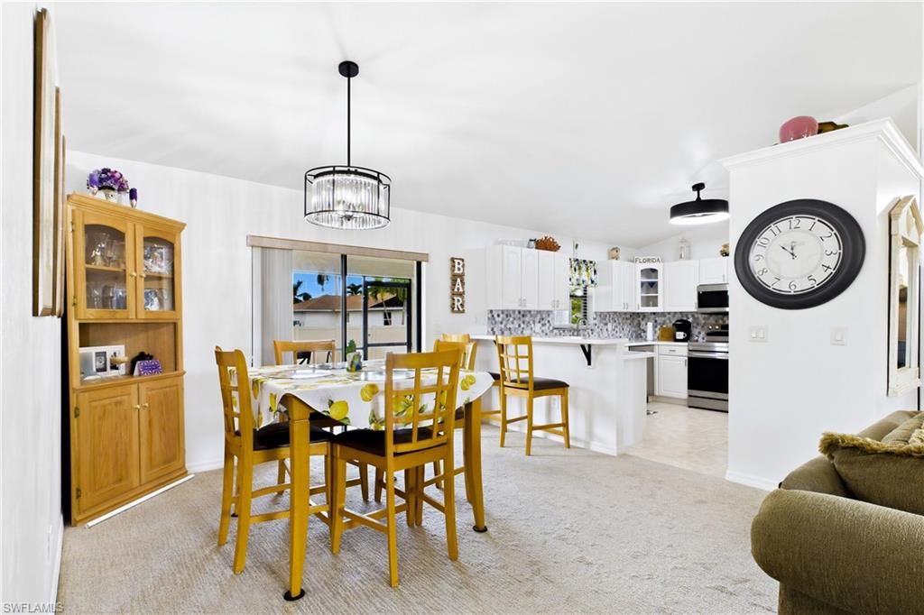 Image 7 of property listing at 4352 Agualinda BLVD, Cape Coral, FL 33914