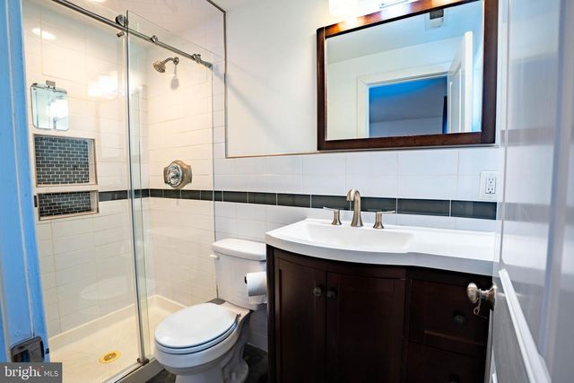 4 IVY LN, Yardley, PA 19067