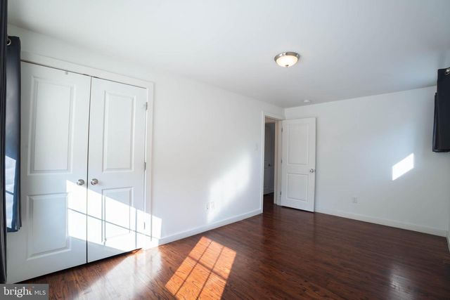 4 IVY LN, Yardley, PA 19067