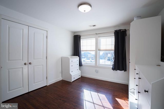 4 IVY LN, Yardley, PA 19067