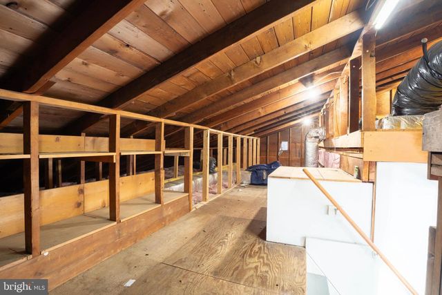 4 IVY LN, Yardley, PA 19067