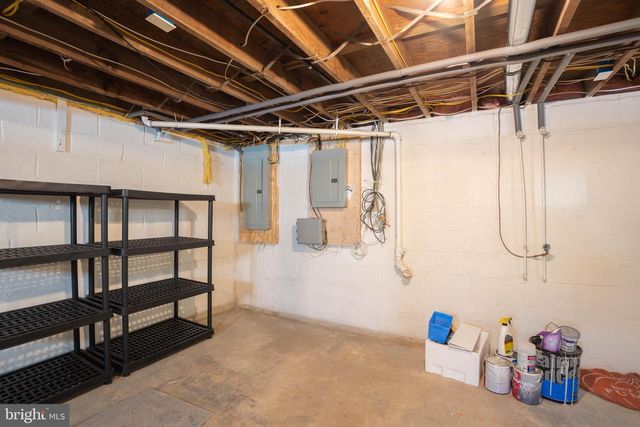 4 IVY LN, Yardley, PA 19067