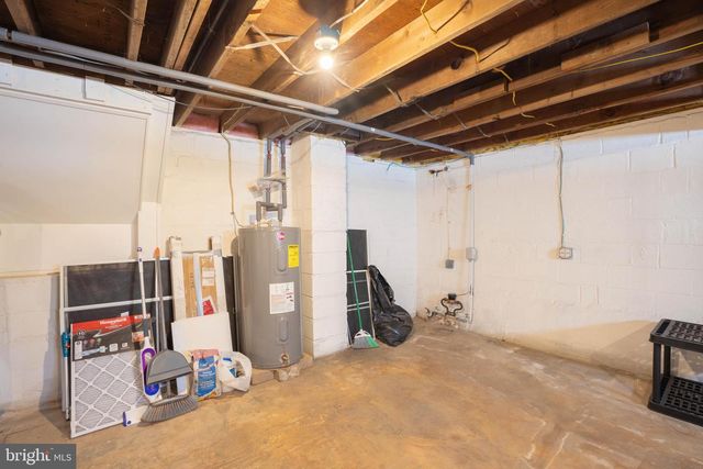 4 IVY LN, Yardley, PA 19067