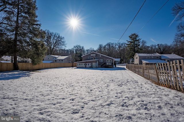 4 IVY LN, Yardley, PA 19067