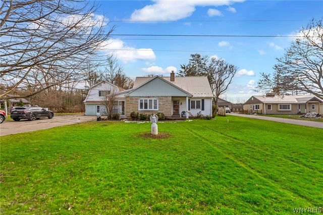 6105 Newton Road, Orchard Park, NY 14127