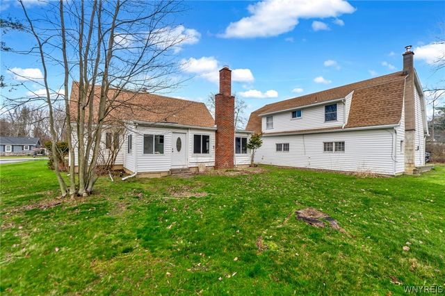 6105 Newton Road, Orchard Park, NY 14127