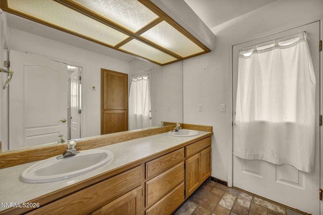 1221 Golden Park Way, Fallon, NV 89406