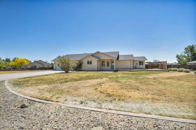 1221 Golden Park Way, Fallon, NV 89406