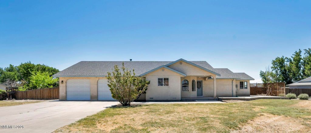 1221 Golden Park Way, Fallon, NV 89406