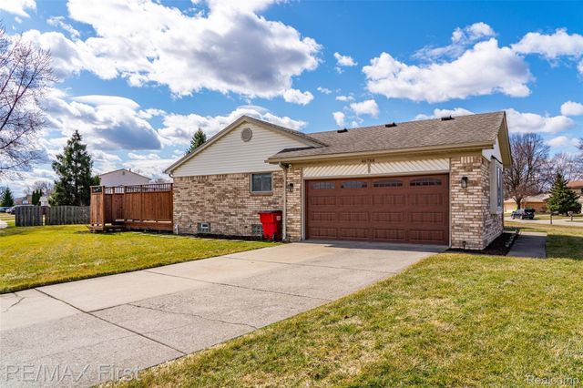 46788 Peach Grove Avenue, Macomb Township, MI 48044