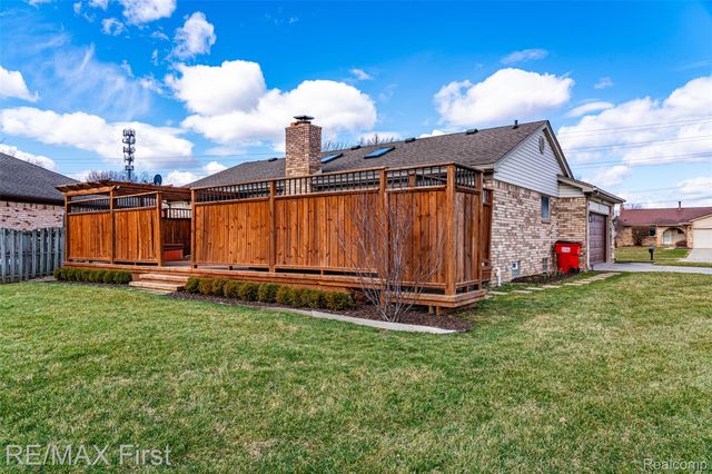 46788 Peach Grove Avenue, Macomb Township, MI 48044