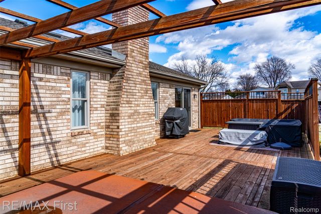 46788 Peach Grove Avenue, Macomb Township, MI 48044