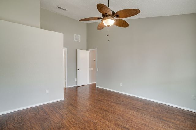 4017 River Birch Road, Fort Worth, TX 76137