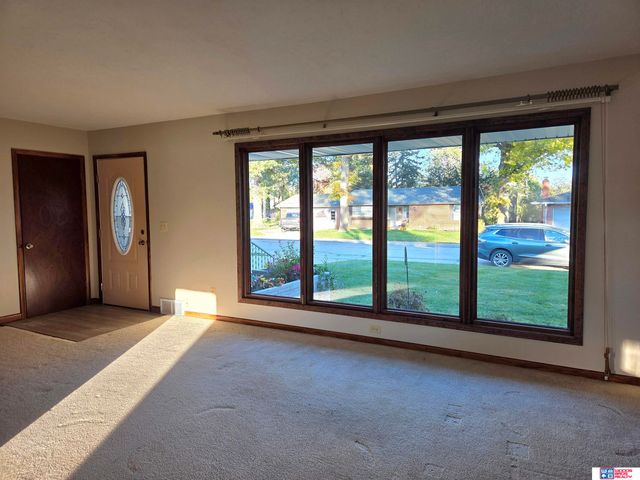 321 N 21st Street, Beatrice, NE 68310