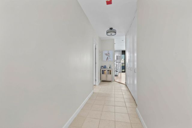 501 N Clinton Street 607, Chicago, IL 60654