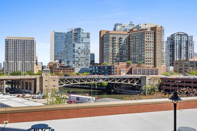 501 N Clinton Street 607, Chicago, IL 60654