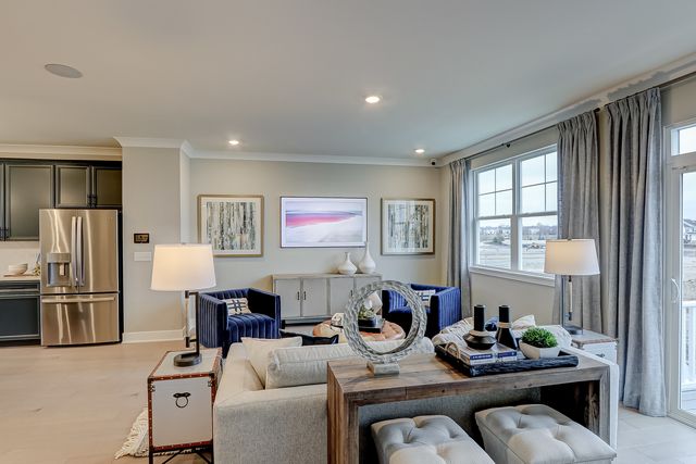 5032 Cedar Drive, Naperville, IL 60564
