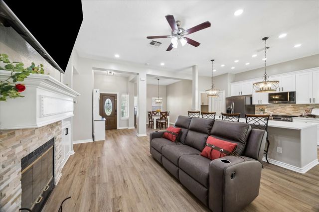 22711 Meadowsweet Drive Drive, Magnolia, TX 77355