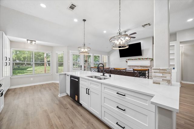 22711 Meadowsweet Drive Drive, Magnolia, TX 77355