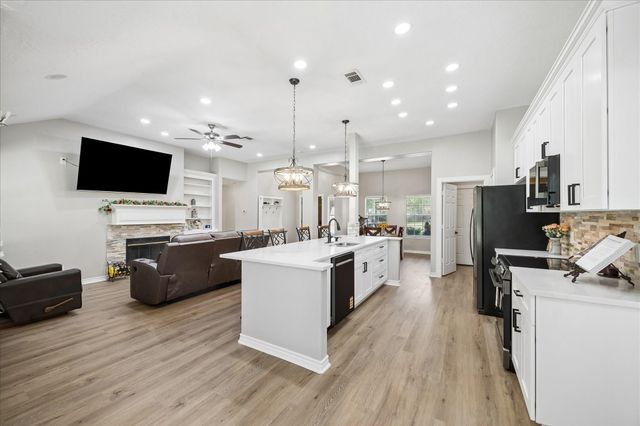 22711 Meadowsweet Drive Drive, Magnolia, TX 77355