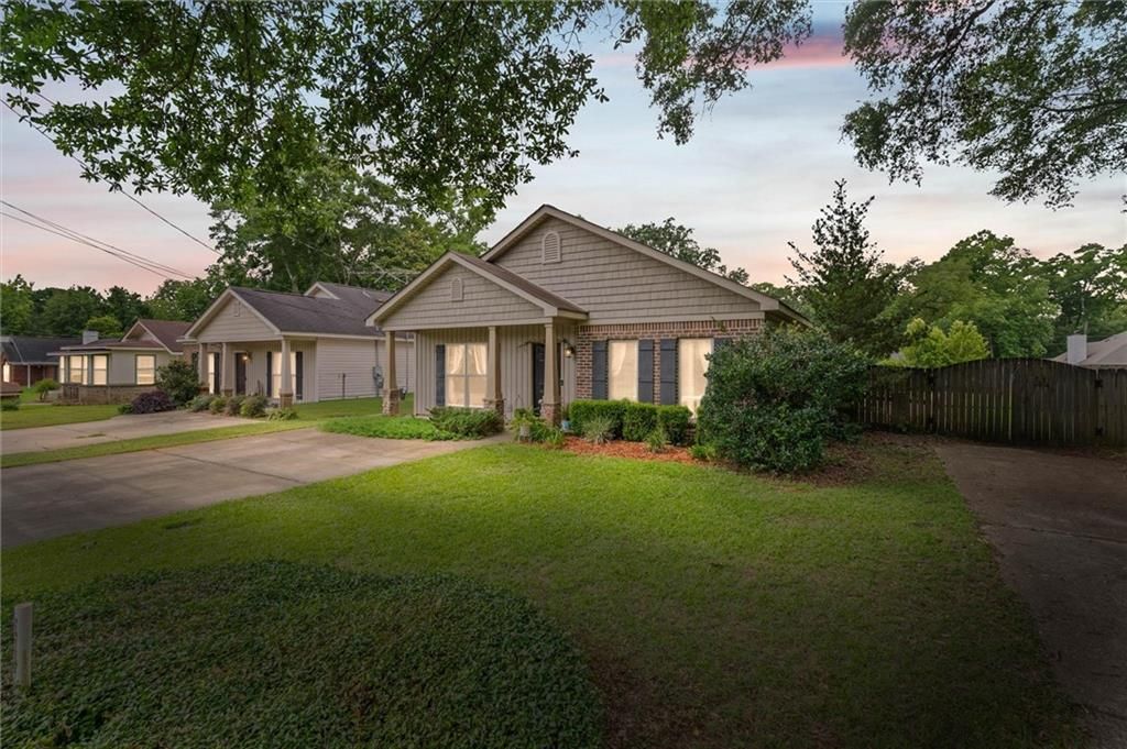 800 Galoway Avenue, Mobile, AL 36609 — photo 2