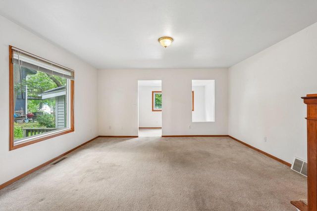 115 E Lake LANE, Colgate, WI 53017