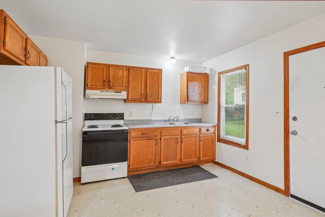115 E Lake LANE, Colgate, WI 53017