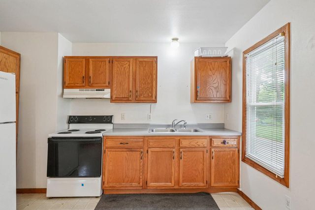 115 E Lake LANE, Colgate, WI 53017