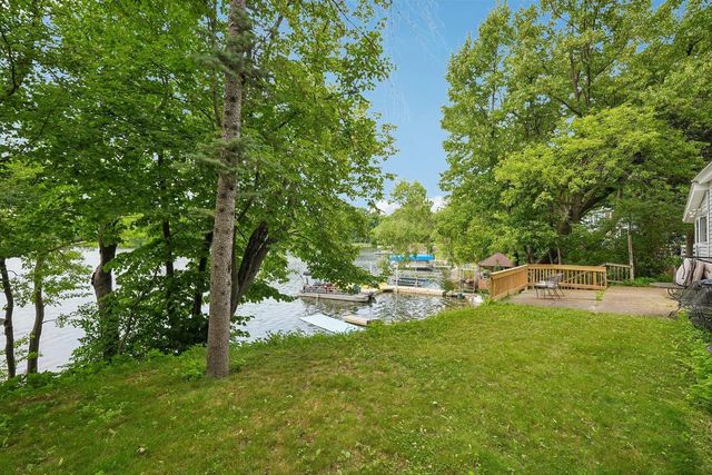 115 E Lake LANE, Colgate, WI 53017
