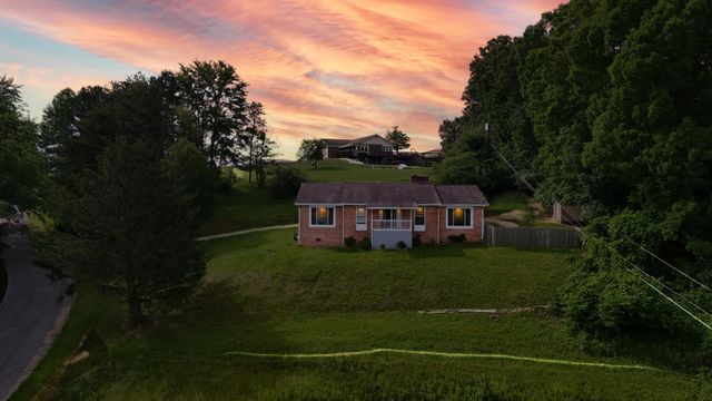 100 Mockingbird Hill Lane, Corbin, KY 40701