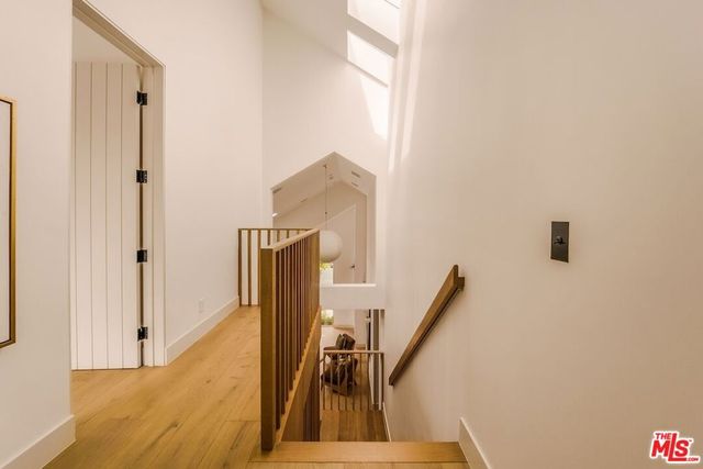 534 N Bronson Avenue, Los Angeles, CA 90004