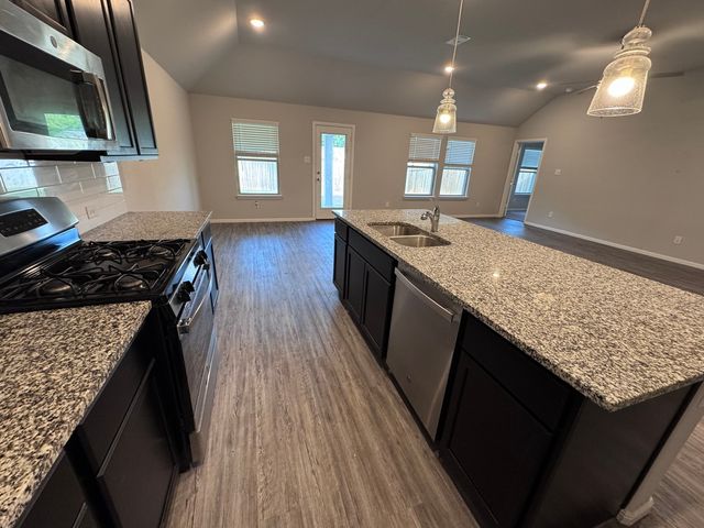 1323 Rosler Street, Mansfield, TX 76063