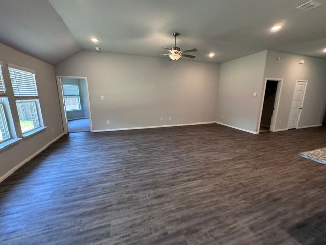 1323 Rosler Street, Mansfield, TX 76063